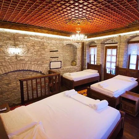 Apartament Duplex Kandile Gjirokastra